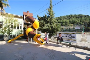 Kaş Belediyesi yeni çocuk oyun parkları kuruyor